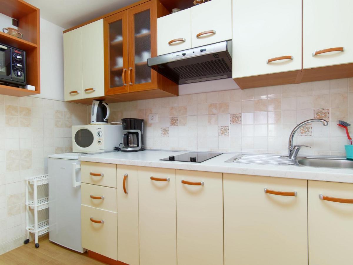 Holiday Home Nevena By Rent Istria Buje Bagian luar foto