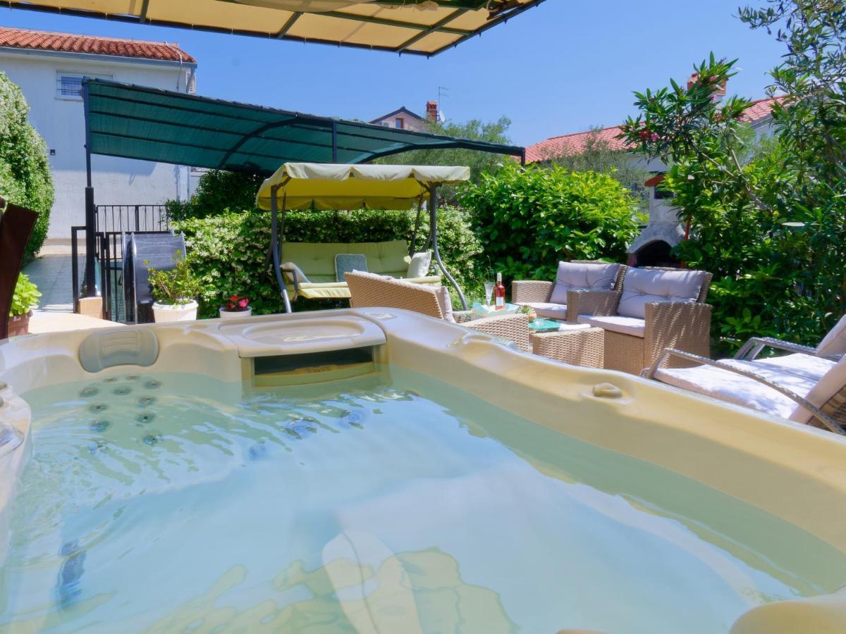 Holiday Home Nevena By Rent Istria Buje Bagian luar foto